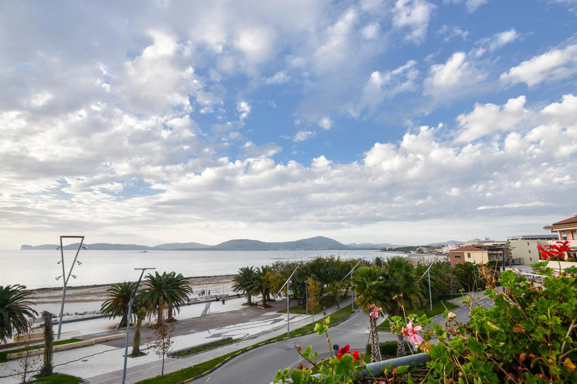 Diamond Garibaldi Lägenhet Alghero Exteriör bild